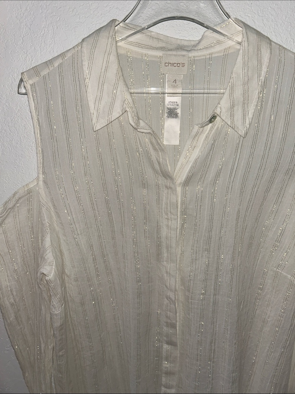 EUC Chico’s Ivory Gauze Cold-Shoulder Long Sleeve Blouse sz 4 (20/22)